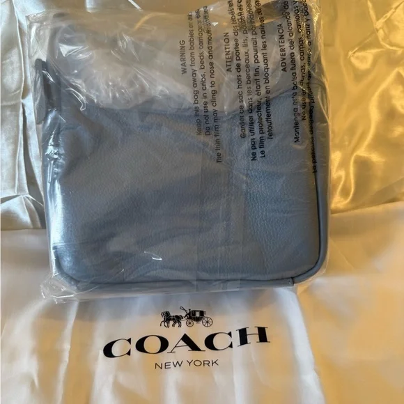 Coach Hadley Light Blue Crossbody/Shoulder Bag - Picture 4 of 5